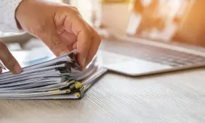 Jakie dokumenty są niezbędne do wykreślenia oddziału spółki z KRS?