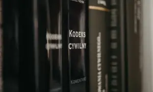 Sprawy spadkowe: adwokat czy radca prawny - co wybrać, aby nie żałować?