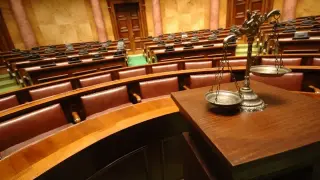 Wyłączenie jawności rozprawy – co to znaczy i jakie ma konsekwencje?
