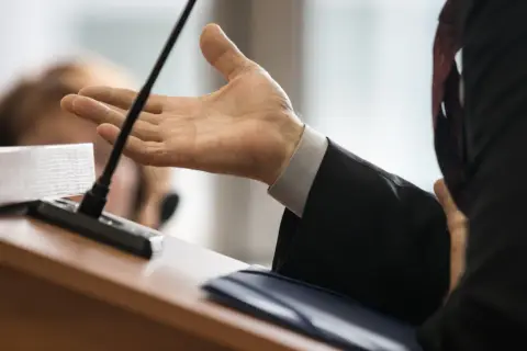 Jak wygląda rozprawa w sądzie za długi? Co musisz wiedzieć, aby uniknąć problemów