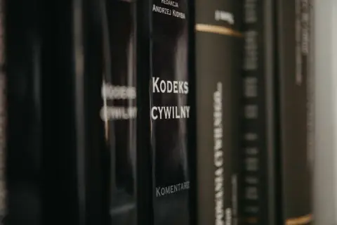 Sprawy spadkowe: adwokat czy radca prawny - co wybrać, aby nie żałować?