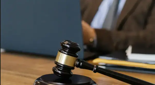 Adwokat w Katowicach – kiedy warto skorzystać ze wsparcia?