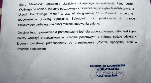 Dokument wyjaśnia, jak napisać upoważnienie do odbioru przesyłki filatelistycznej. Podpisano: Regionalny Koordynator ds. Filatelistyki.