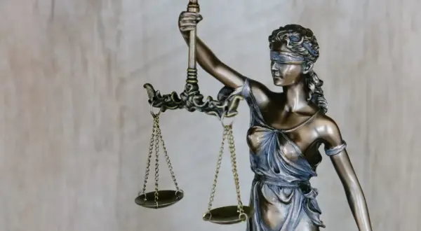 Czy sąd może nakazać terapię małżeńską? Prawne aspekty i fakty