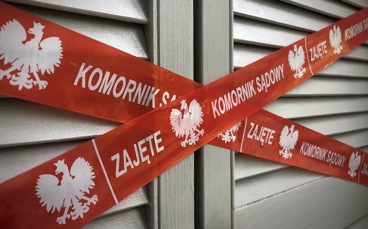 Taśma komornicza z orłem i napisem 