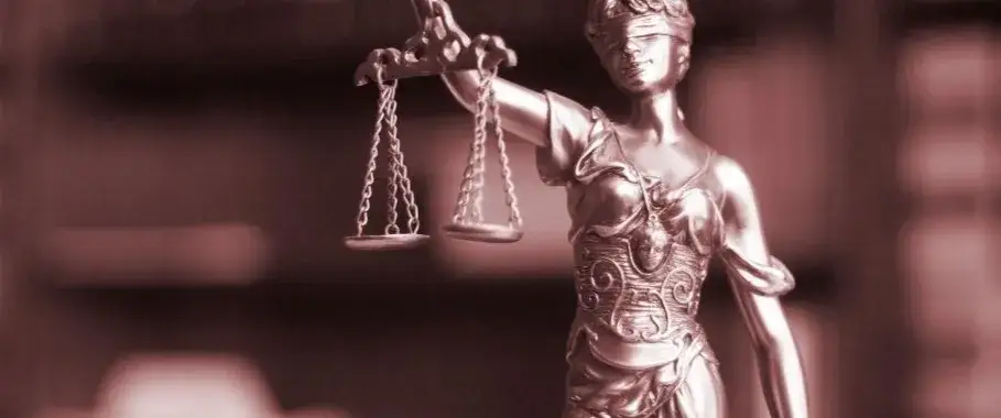 Zdjęcie Jak sprawdzić wyrok w sprawie karnej i uniknąć nieprzyjemności