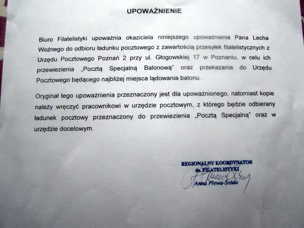 Dokument wyjaśnia, jak napisać upoważnienie do odbioru przesyłki filatelistycznej. Podpisano: Regionalny Koordynator ds. Filatelistyki.