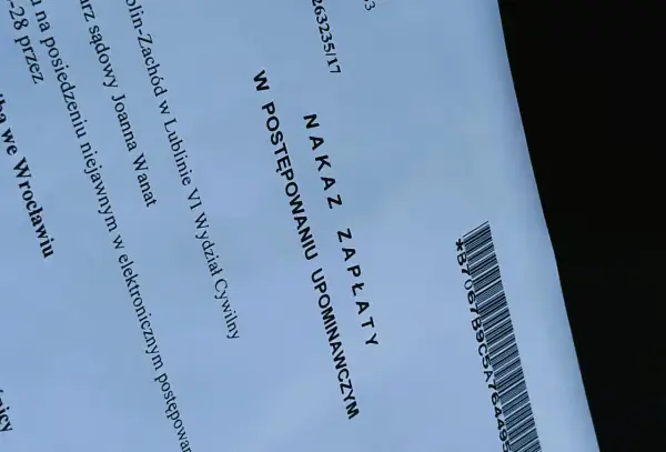 Nakaz zapłaty w postępowaniu upominawczym, wydany przez sąd w Lublinie. Dotyczy sprawy, w której prokura niestandaryzowany sekurytyzacyjny fundusz inwestycyjny zamknięty jest stroną.